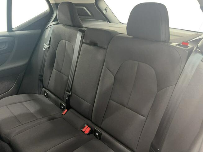 Volvo XC40 T3 Momentum Core Kombi Warszawa - zdjęcie 12