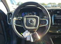 Volvo XC 40 Bogata wersja wyposażenia / AWD / niski przebieg Białystok - zdjęcie 8