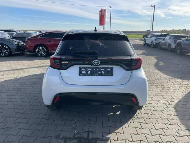 Toyota Yaris Executive Hybryda Automat Klimatronik Kamera 116KM Gliwice - zdjęcie 3