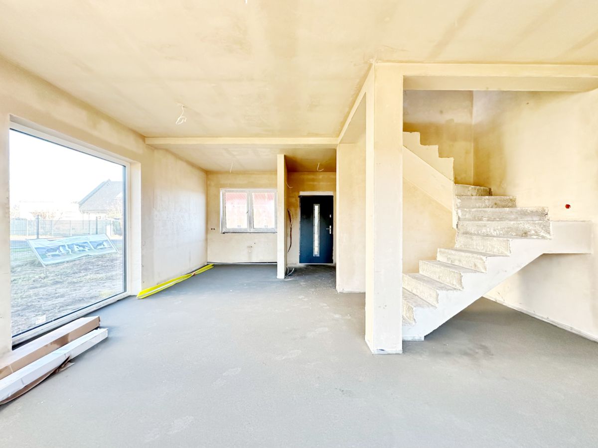 Nowy dom w świetnej lokalizacji | blisko jeziora Więckowice - zdjęcie 1