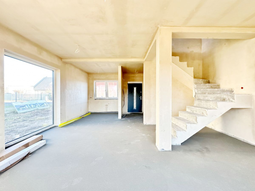 Nowy dom w świetnej lokalizacji | blisko jeziora Więckowice - zdjęcie 1