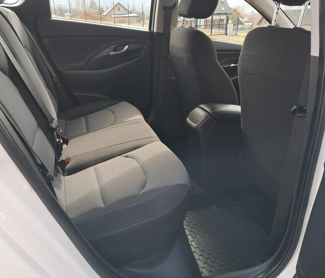 Hyundai i30 1.5 Benzyna 110 KM Cisiec - zdjęcie 8