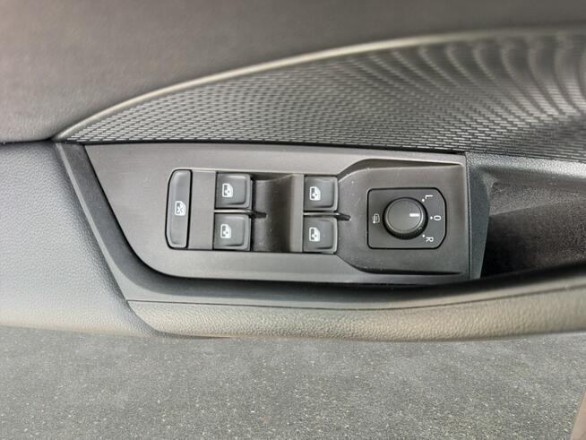 Škoda Octavia 2.0 TDI Ambition! Z Polskiego Salonu ! Faktura 23% ! Warszawa - zdjęcie 11