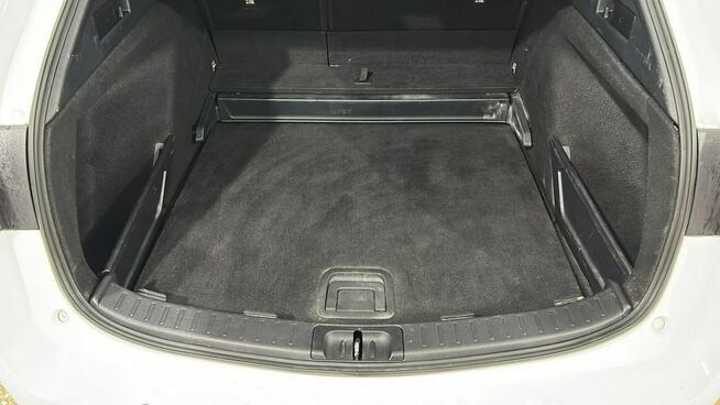 Toyota Corolla 1.8 Hybrid 122KM Comfort e-CVT Warszawa - zdjęcie 11