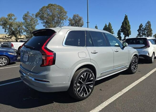 Volvo XC 90 Bogata wersja wyposażenia / AWD / B6 Chwaszczyno - zdjęcie 4