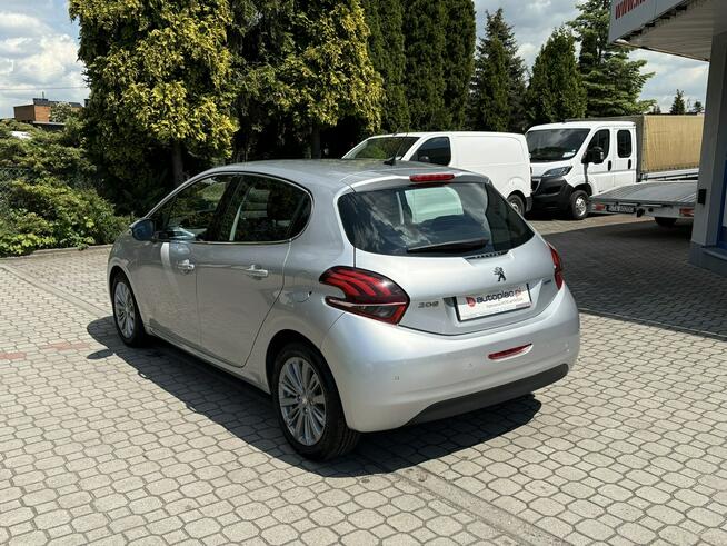 Peugeot 208 Rezerwacja Tarnowskie Góry - zdjęcie 7