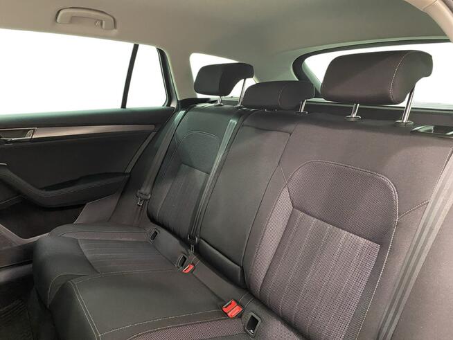 Skoda Superb 2.0 TDI SCR STYLE DSG Warszawa - zdjęcie 12