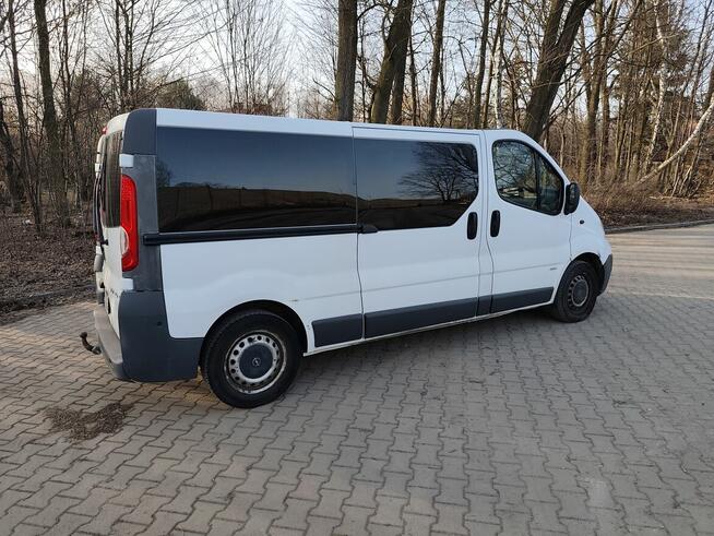 Opel Vivaro long Zielonka - zdjęcie 4