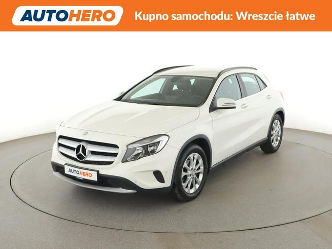 Mercedes GLA 200 klima navi grzane fotele czujniki parkowania hak Warszawa - zdjęcie 1