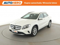 Mercedes GLA 200 klima navi grzane fotele czujniki parkowania hak