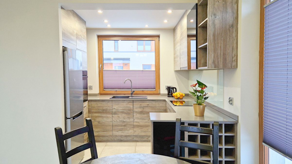 Narożna szeregówka z dużym ogrodem Porosły Porosły - zdjęcie 2