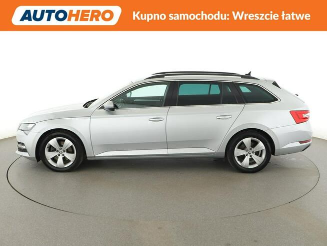 Škoda Superb full led automat fv23 niski przebieg navi kamera pdc Warszawa - zdjęcie 2