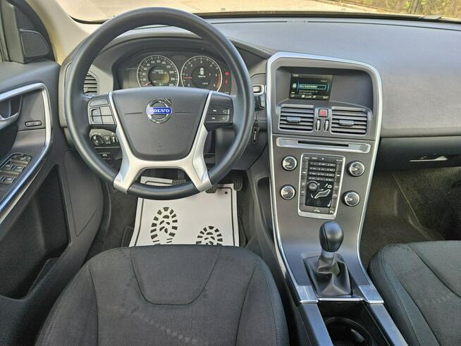 Volvo XC 60 Super Stan* Niski Udokumentowany Przebieg* Rok GWARANCJI Opoczno - zdjęcie 9