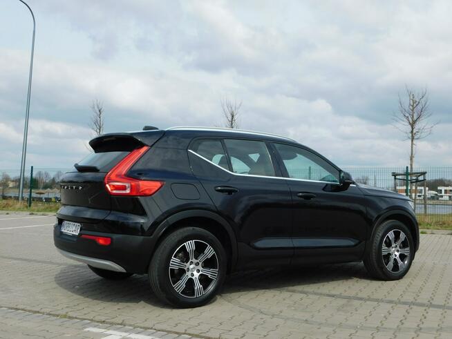 Volvo XC 40 2.0T INSCRIPTION Beżowa Skóra BLiS Żyrardów - zdjęcie 4