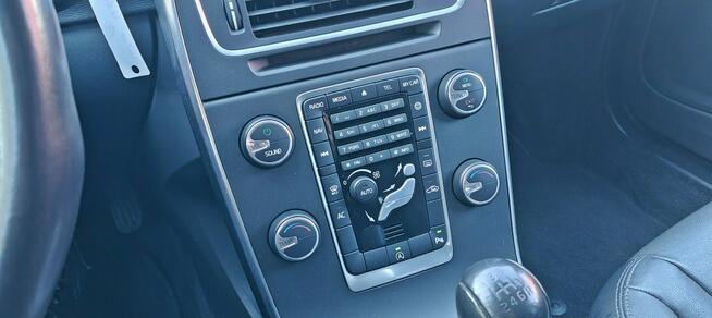 Volvo V60 2.0 D3 5-Cylindrów Lift Led Navi Skóra Parktronik Płock - zdjęcie 12