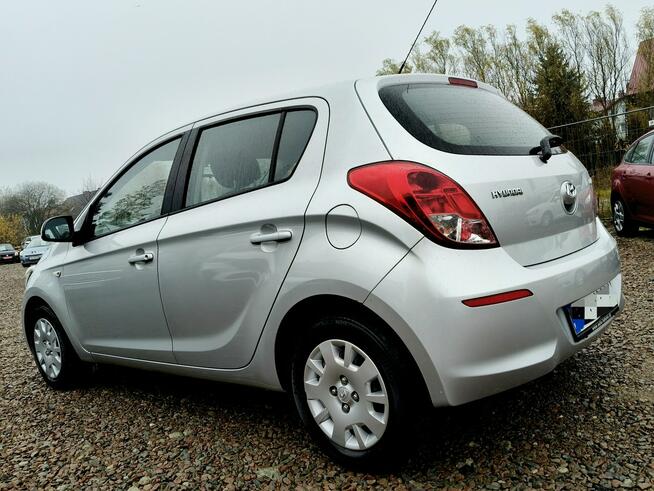 Hyundai i20 2014*Benzyna*Lift*Klimatyzacja Bibice - zdjęcie 4