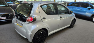 Toyota Aygo ZOBACZ OPIS !! W podanej cenie roczna gwarancja Mysłowice - zdjęcie 9