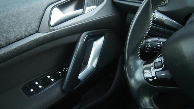 Full Led* Panorama* NAVIgacja* PDC* EURO 6 Kraków - zdjęcie 6