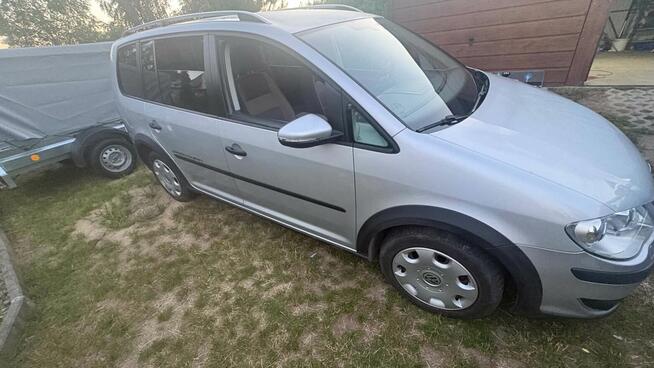 Sprzedam Volkswagen Touran siedmioosobowy 2009 rok Rokocin - zdjęcie 1