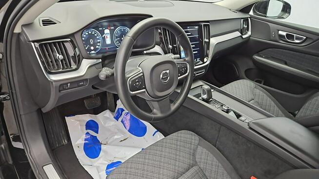 Volvo V60 B3 B Core aut ! Z Polskiego Salonu ! Faktura VAT ! Warszawa - zdjęcie 9
