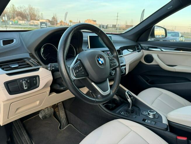 BMW X1 Panorama / Asystent pasa / Key less / Kamera cofania / FV 23% Michałowice - zdjęcie 10