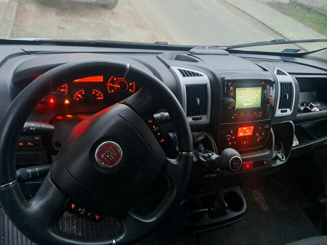 Samochód dostawczy Tomaszów Mazowiecki - zdjęcie 3