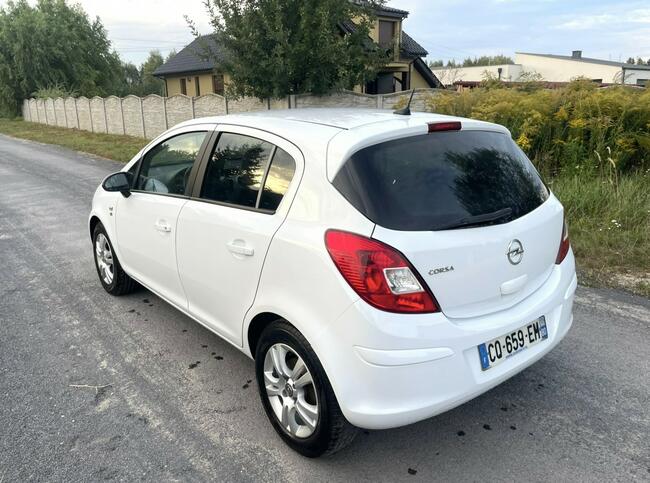 Opel Corsa 1.4 benz, bezwypadek, klimatronic, Navi Kiekrz - zdjęcie 4