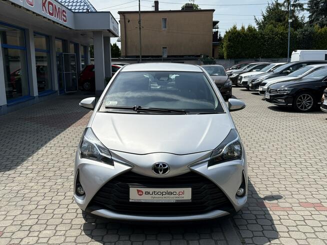 Toyota Yaris Rezerwacja Tarnowskie Góry - zdjęcie 3