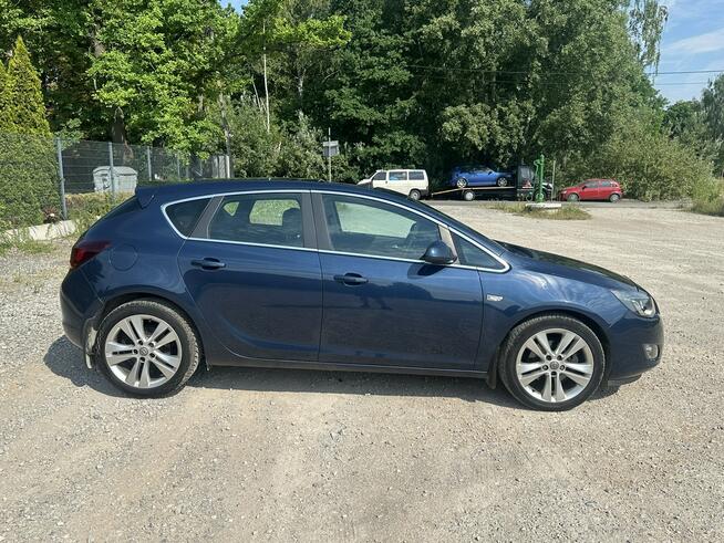 Opel Astra Starowa Góra - zdjęcie 8
