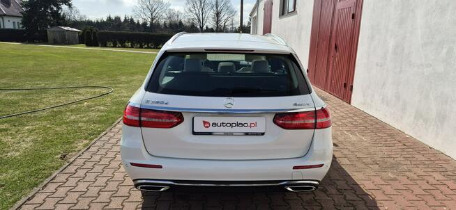 Mercedes E 220 4-MATIC-PNEUMATYKA-PANORAMA Paproć - zdjęcie 7