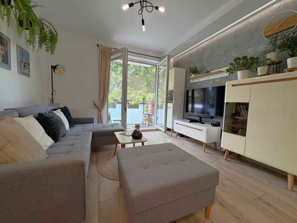 2pok, 39met, Okolice Kowarzyka BALKON/KOMÓRKA/GARAŻ (Wrocław) Psie Pole - zdjęcie 1