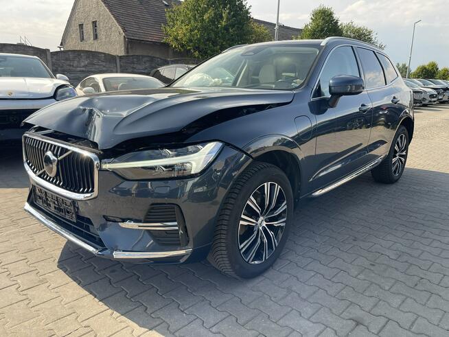 Volvo XC 60 EU Recharged T6 AWD Skóra Panorama Pamięć Kamera 340KM Gliwice - zdjęcie 4