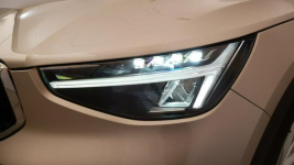 Volvo XC 40 B3 Core aut ! Z Polskiego Salonu ! Faktura VAT ! Warszawa - zdjęcie 10