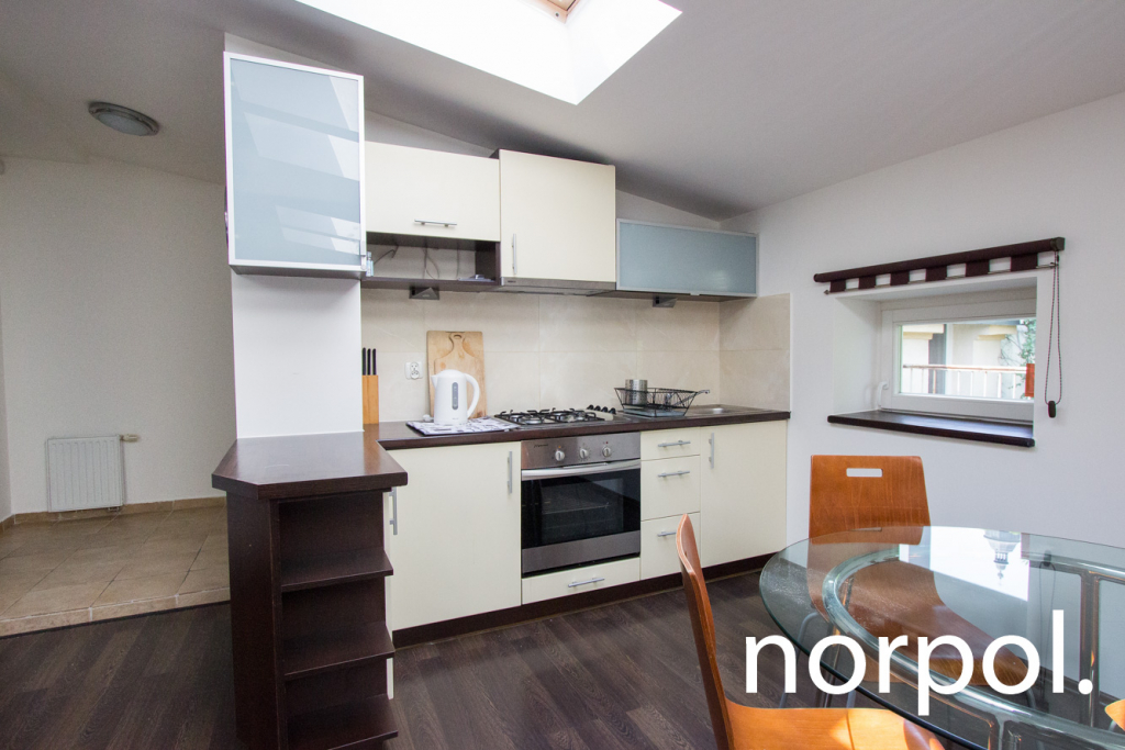 Bujwida, przytulne mieszkanie na poddaszu, 40m2 Kraków - zdjęcie 6