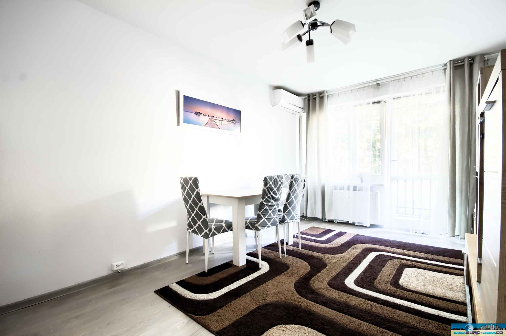 Przestronne 3 pokojowe mieszkanie Nowe Miasto - zdjęcie 3