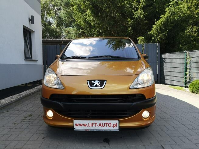 Peugeot 1007 1,4 Benzyna 73KM Klimatronik Automat  ALU 15 Gwarancja Strzegom - zdjęcie 2