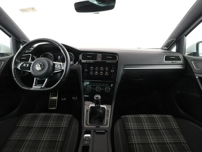 Volkswagen Golf GTD 184KM PDC grzane fotele climatronic LED Warszawa - zdjęcie 11