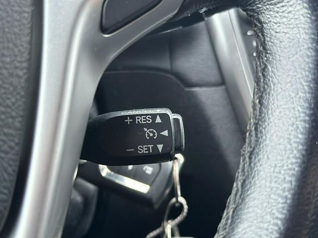 Toyota Avensis Sadlno - zdjęcie 8