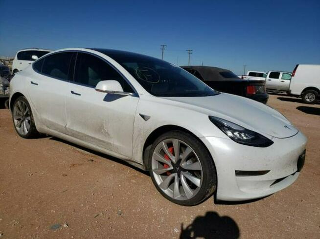 MODEL 3, 2019, lekko uszkodzony tył Warszawa - zdjęcie 2