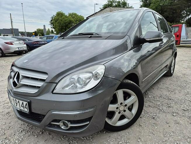 Mercedes B 180 Automat* Avangarda* Stan idealny Bydgoszcz - zdjęcie 1
