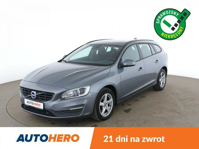 Volvo V60 automat/ 190KM/ navi/ grzane fotele /PDC/ bixenon/ Bluetooth Warszawa - zdjęcie 1