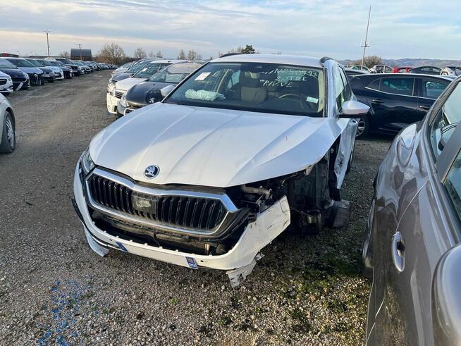 SKODA Octavia 2.0 TDi 150 Ambition GQ812 Przemyśl - zdjęcie 2