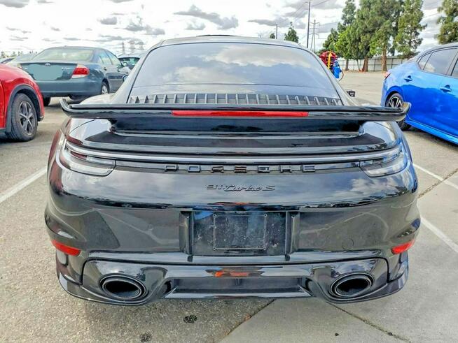 PORSCHE 911 TURBO S / AWD / niski przebieg Tarnów - zdjęcie 6