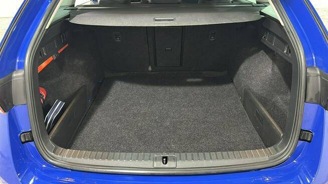 Skoda Octavia 2.0 TDI Ambition DSG Kombi Warszawa - zdjęcie 11