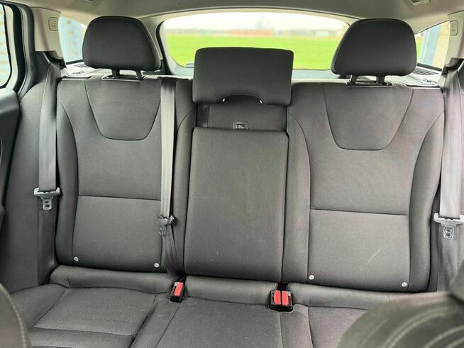 Sprzedam Volvo v60 DIESEL silnik 2D rok 2016,dobrym wyposaż, Taciszów - zdjęcie 9