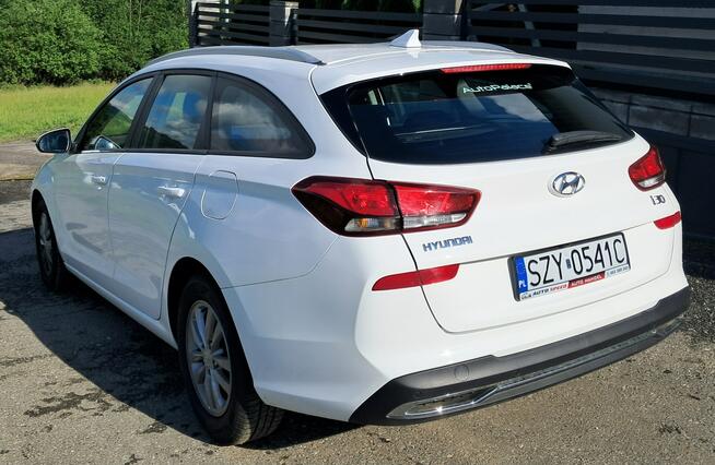 Hyundai i30 1.5 Benzyna 110 KM Cisiec - zdjęcie 8