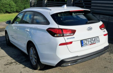 Hyundai i30 1.5 Benzyna 110 KM Cisiec - zdjęcie 8