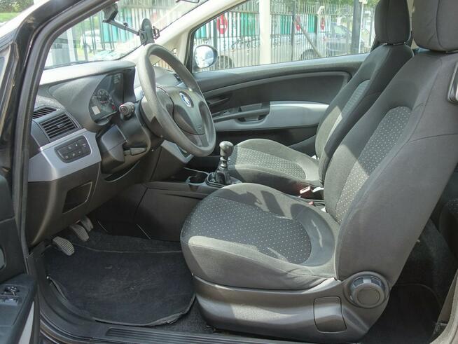 Fiat Punto 2006r 1.2 benzyna klima dobry stan Słupsk - zdjęcie 7