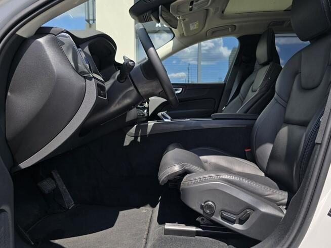 Volvo XC 60 B5(B) AWD Ultra Dark *Gwarancja*FV23%* Tychy - zdjęcie 8