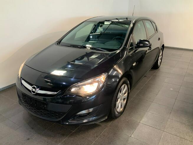 Opel Astra Sadlno - zdjęcie 1